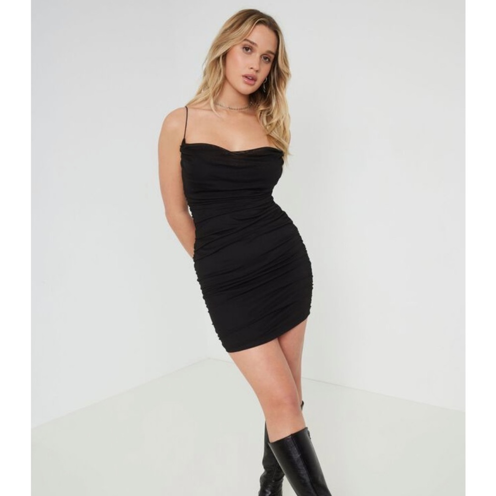 *SWIPE FOR DRESS ON* - Picture 3 of 3